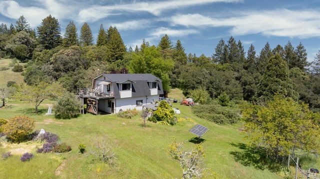 10957 Westside Rd, Healdsburg, CA 95448