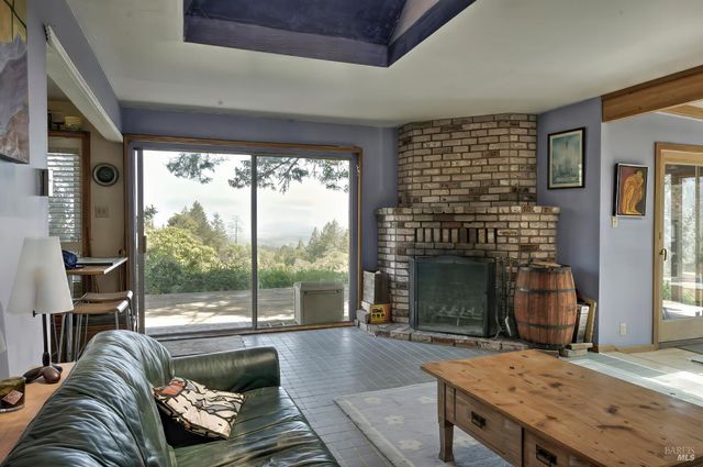 10957 Westside Rd, Healdsburg, CA 95448