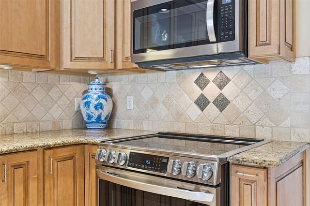 739 RIVERBEND BOULEVARD, Longwood, FL 32779