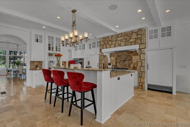 10710 S Fir Place, Jenks, OK 74037