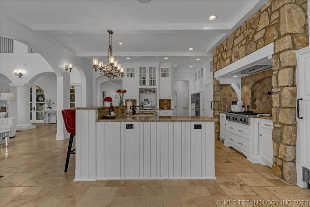 10710 S Fir Place, Jenks, OK 74037