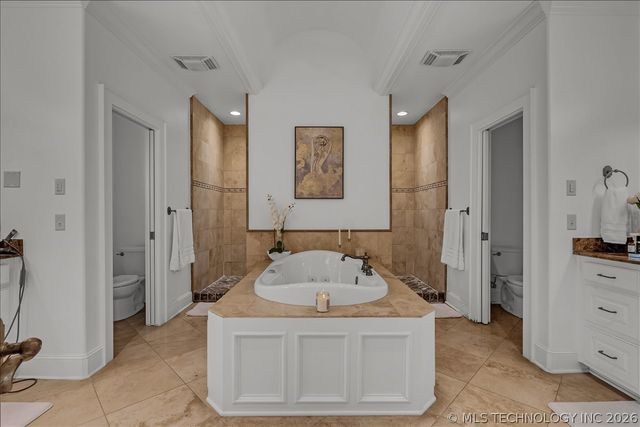 10710 S Fir Place, Jenks, OK 74037