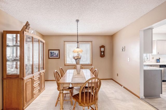 16200 Hyland Avenue, Lakeville, MN 55044