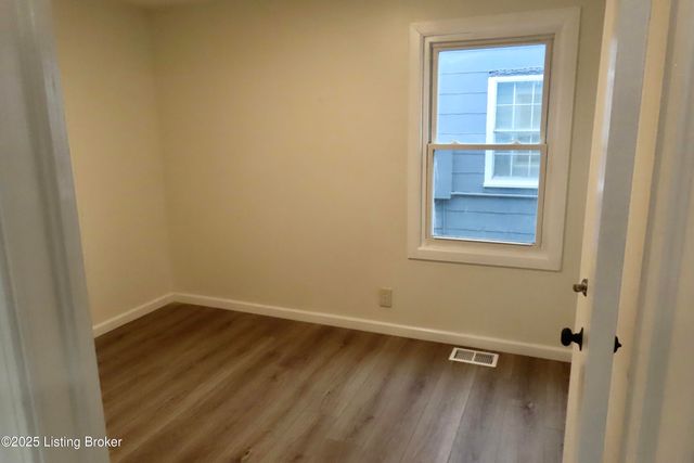 1617 Phyllis Ave, Louisville, KY 40215