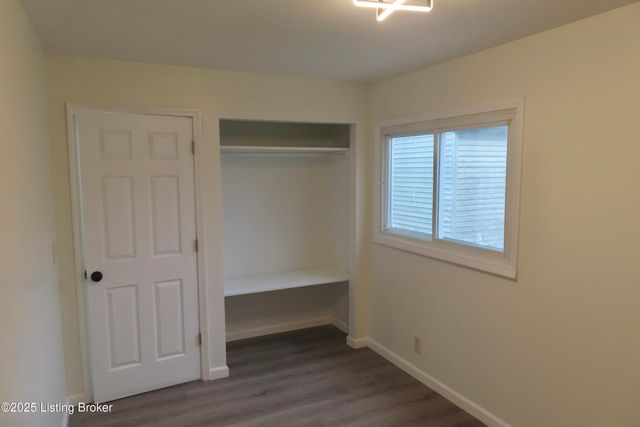 1617 Phyllis Ave, Louisville, KY 40215