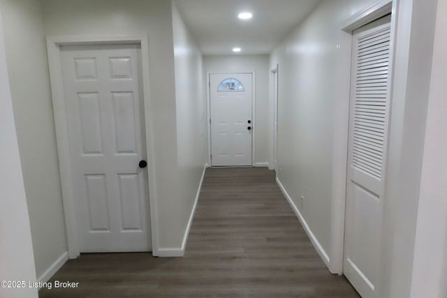 1617 Phyllis Ave, Louisville, KY 40215