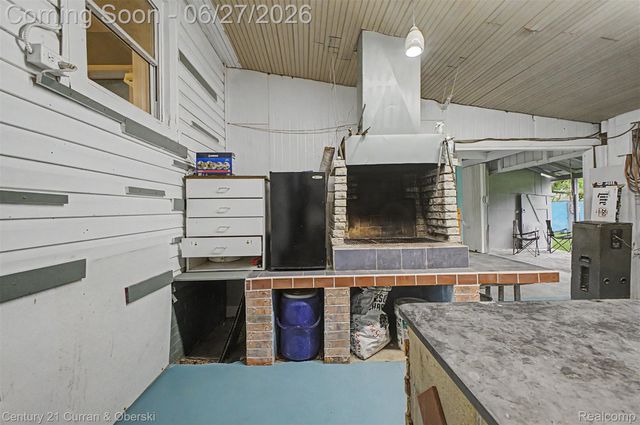 5687 Woodrow Street, Detroit, MI 48210