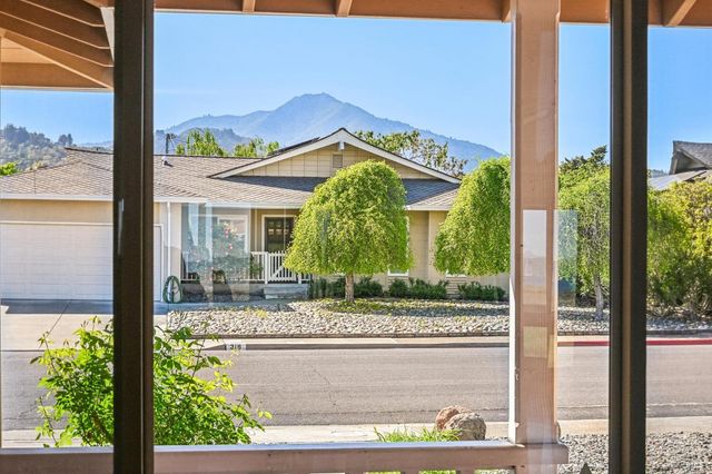 319 Golden Hind Psge, Corte Madera, CA 94925