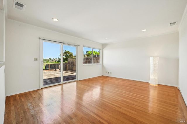 319 Golden Hind Psge, Corte Madera, CA 94925