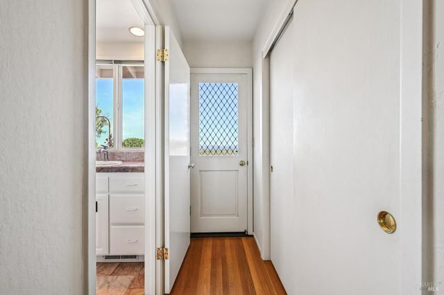 319 Golden Hind Psge, Corte Madera, CA 94925