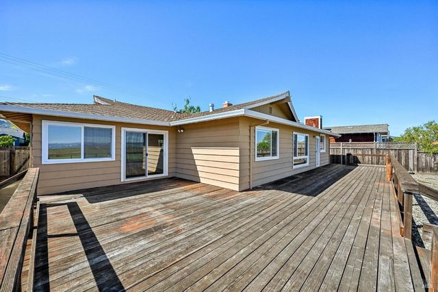 319 Golden Hind Psge, Corte Madera, CA 94925