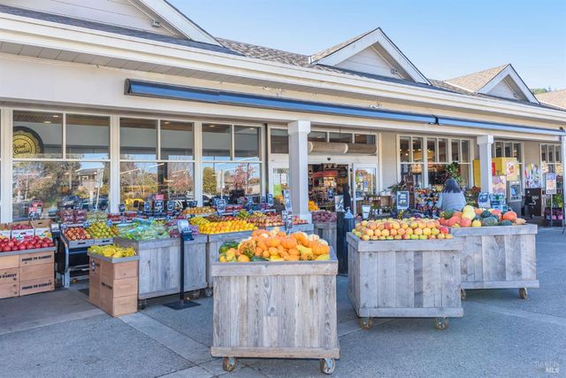 319 Golden Hind Psge, Corte Madera, CA 94925