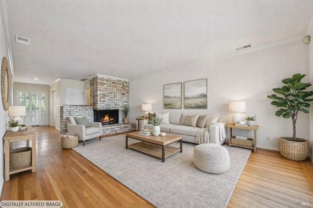 319 Golden Hind Psge, Corte Madera, CA 94925