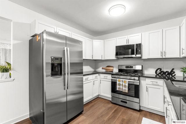 5004 N 48th Street, Omaha, NE 68104