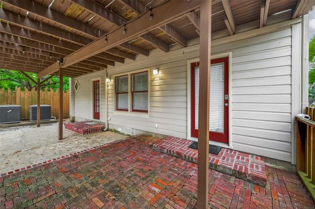 1807 Crocker Street A, Houston, TX 77006