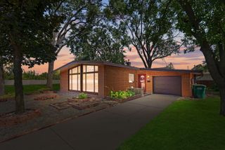 8007 Kooy Drive, Munster, IN 46321
