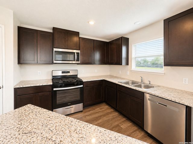 1074 Cozumel Emerald, San Antonio, TX 78253