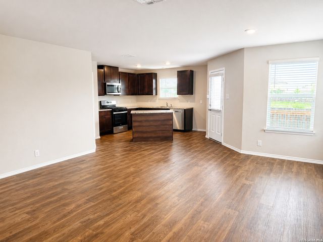 1074 Cozumel Emerald, San Antonio, TX 78253