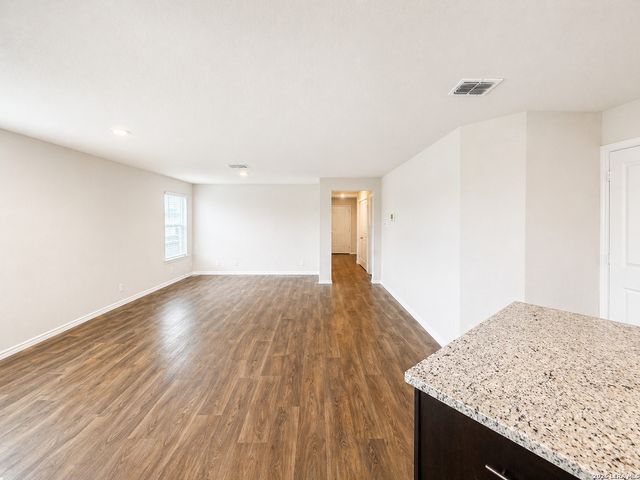 1074 Cozumel Emerald, San Antonio, TX 78253