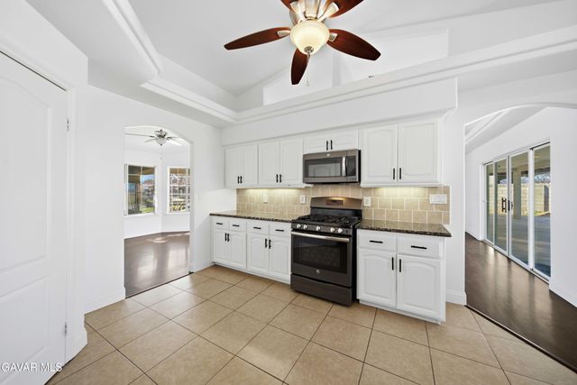 9677 Denhart Avenue, California City, CA 93505