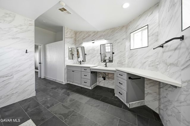 9677 Denhart Avenue, California City, CA 93505