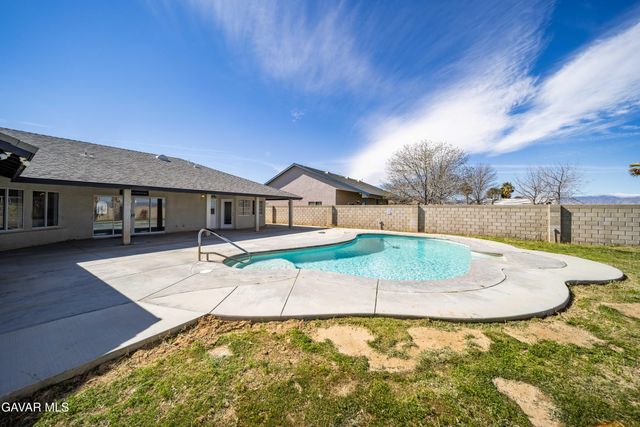 9677 Denhart Avenue, California City, CA 93505