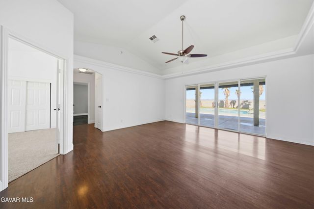 9677 Denhart Avenue, California City, CA 93505