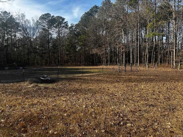 3908 Big Creek Rd, Pine Bluff, AR 71603