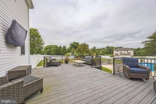 12 SKYLINE CIR, Sewell, NJ 08080