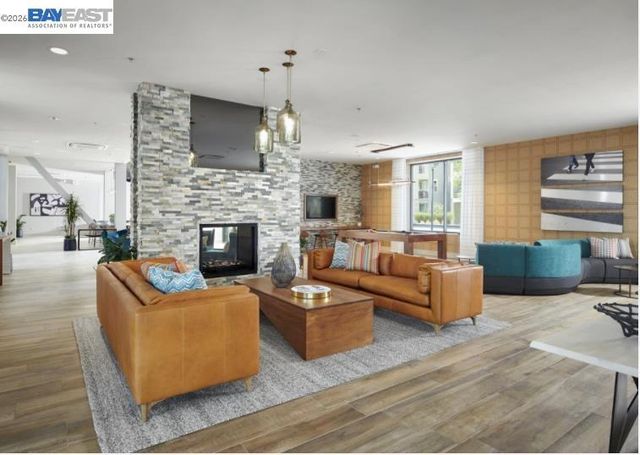 5509 Holly Bay Ave, Dublin, CA 94568