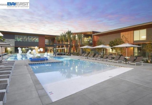 5509 Holly Bay Ave, Dublin, CA 94568