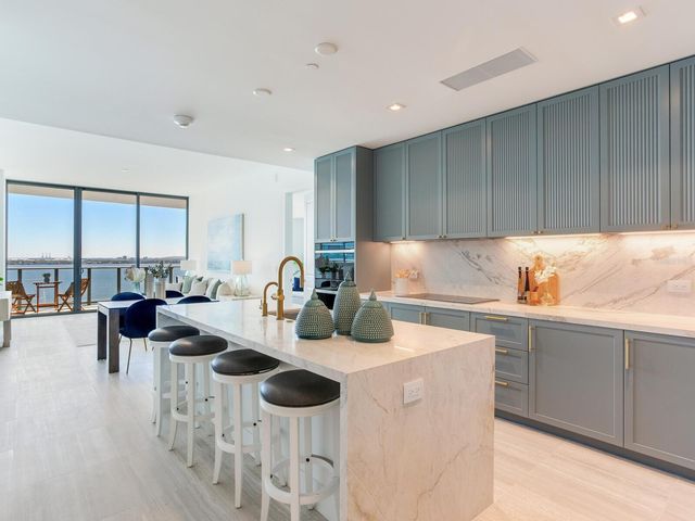 3015 S YSABELLA AVENUE 1403, Tampa, FL 33629