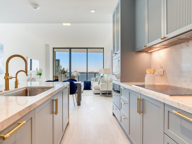 3015 S YSABELLA AVENUE 1403, Tampa, FL 33629