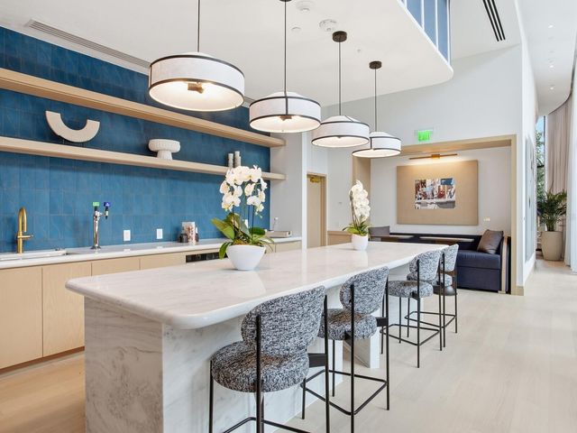 3015 S YSABELLA AVENUE 1403, Tampa, FL 33629