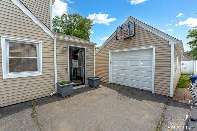 4 James Street, East Haven, CT 06512