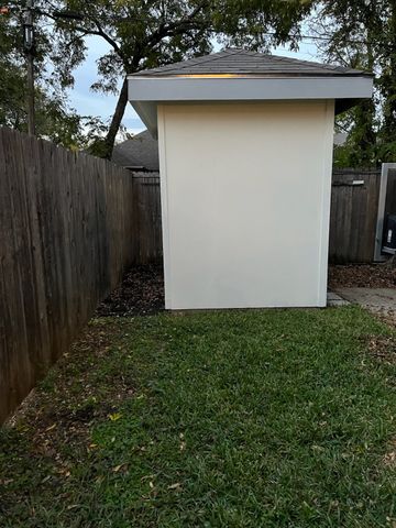 1915 Shaw Street, Dallas, TX 75212