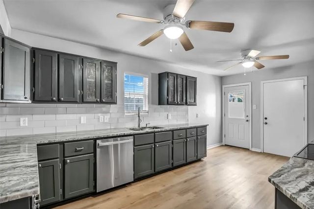 1915 Shaw Street, Dallas, TX 75212