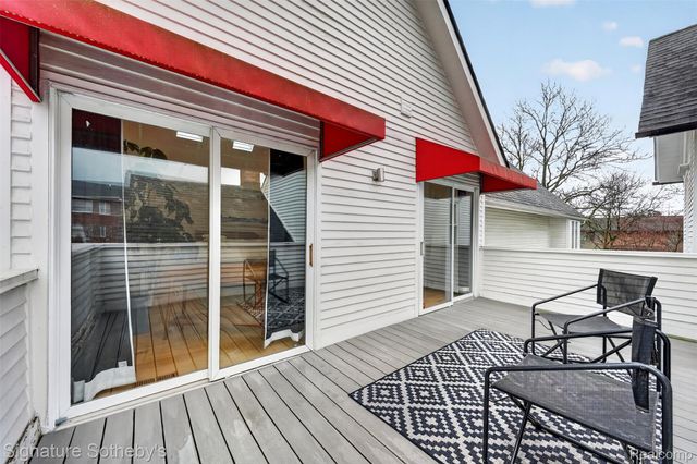 372 W Brown Street, Birmingham, MI 48009