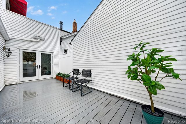 372 W Brown Street, Birmingham, MI 48009