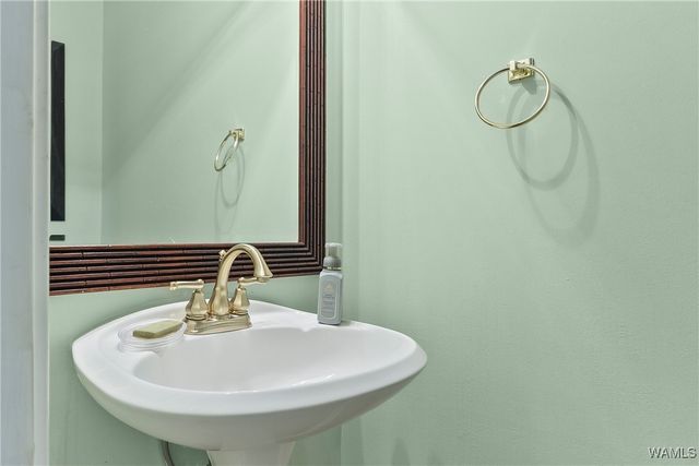 14852 Dema Rest, Northport, AL 35475