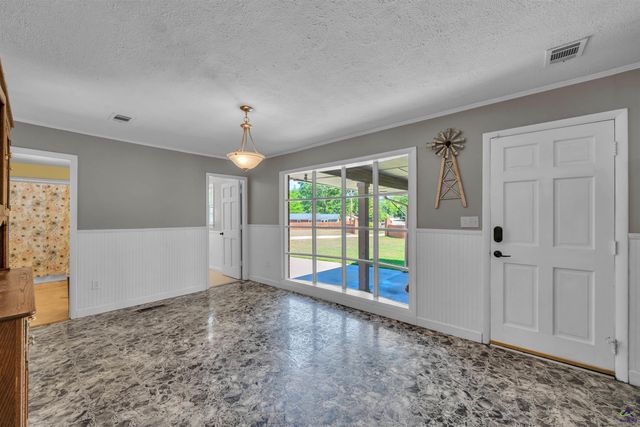 625 Cooper Street, Perry, GA 31069