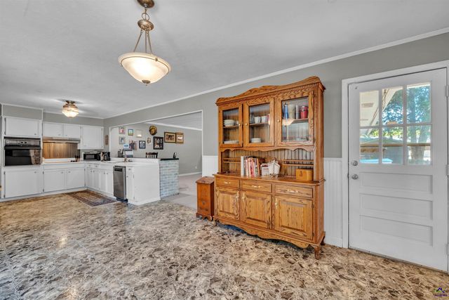 625 Cooper Street, Perry, GA 31069