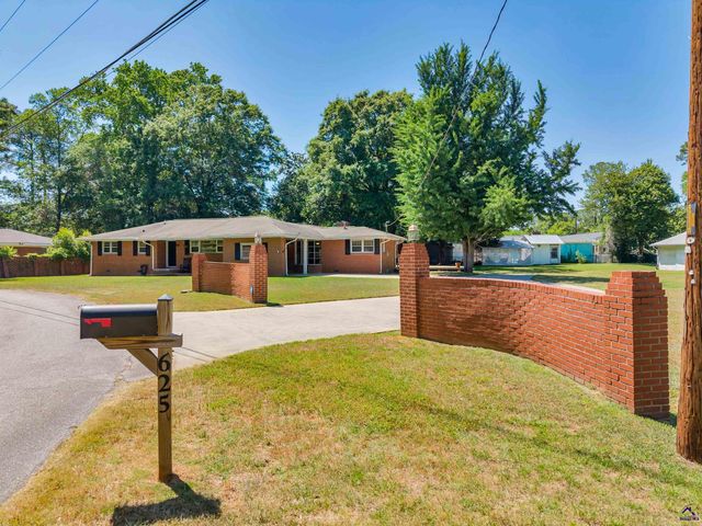 625 Cooper Street, Perry, GA 31069