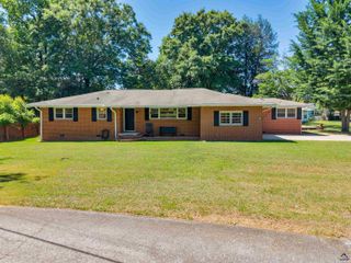 625 Cooper Street, Perry, GA 31069