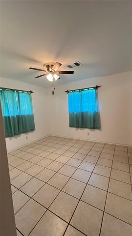 402 Peach Point Road, Jones Creek, TX 77541