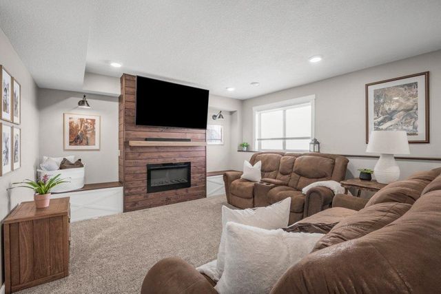 28260 120th Street NW, Zimmerman, MN 55398