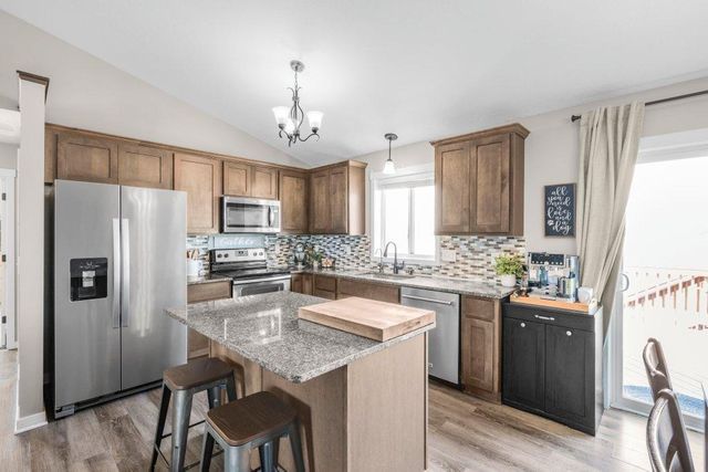 28260 120th Street NW, Zimmerman, MN 55398