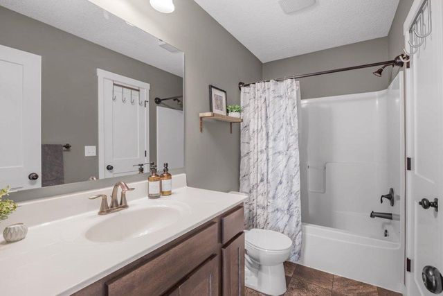 28260 120th Street NW, Zimmerman, MN 55398