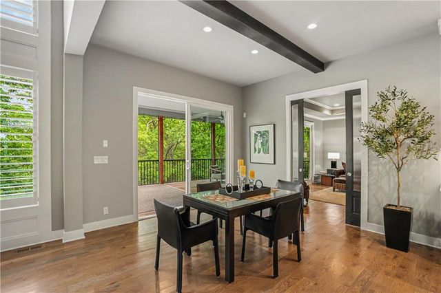 8831 Vista Drive, Lenexa, KS 66220