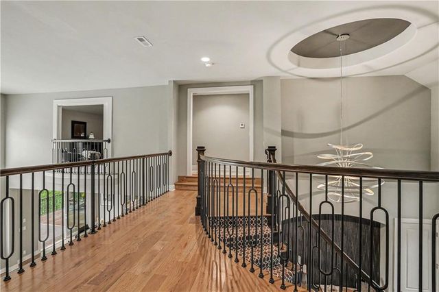 8831 Vista Drive, Lenexa, KS 66220